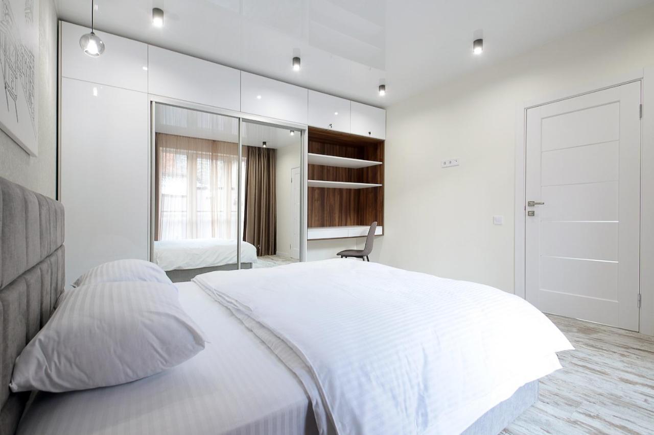 Luxury Nest Lviv Center Apartman Kültér fotó